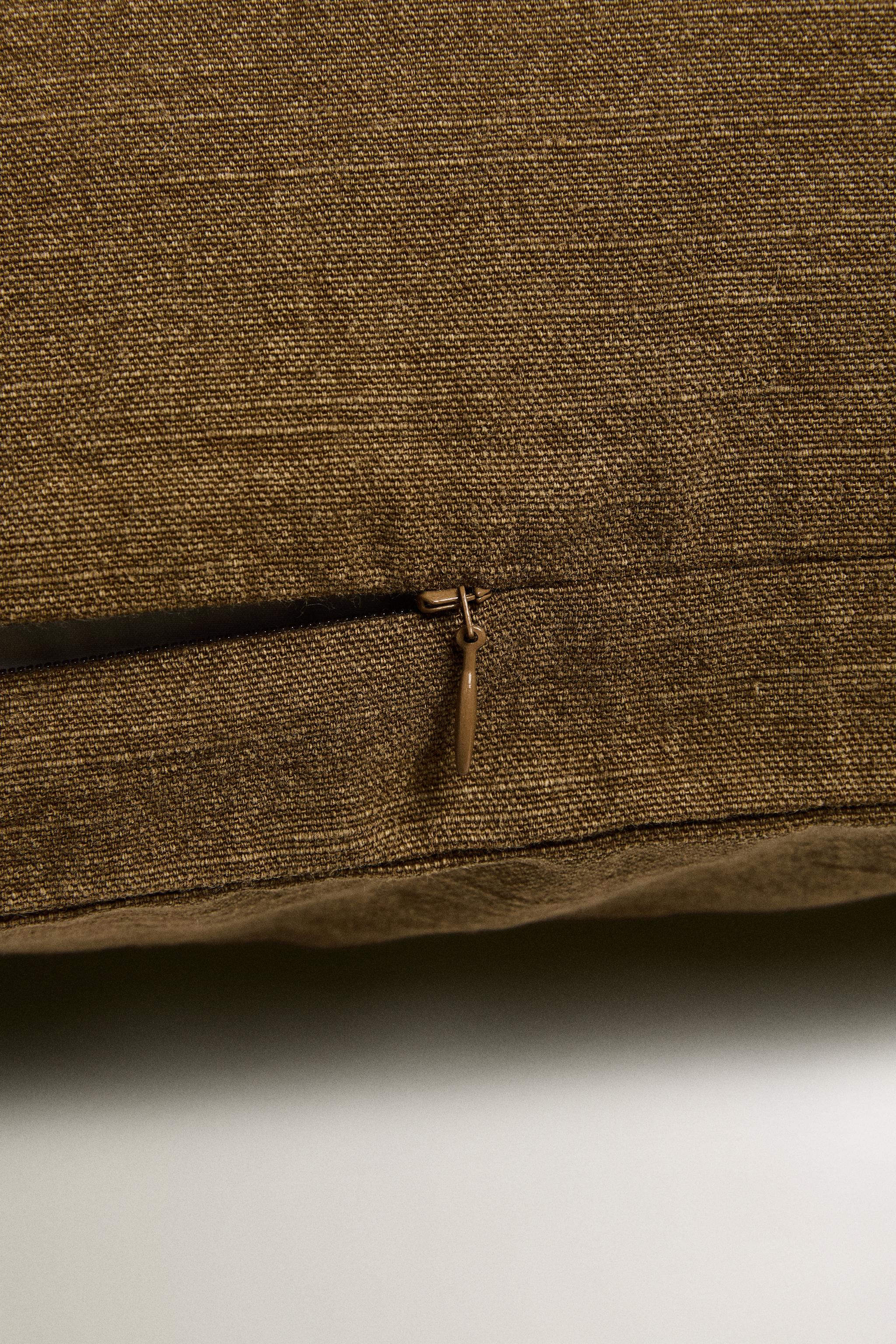 EMBROIDERED CUSHION COVER